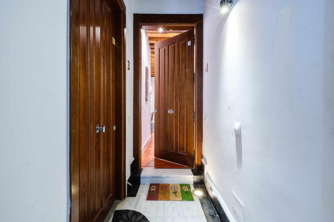 Apartamento Con Patio Junto A La Catedral By Toledo Ap Exteriör bild