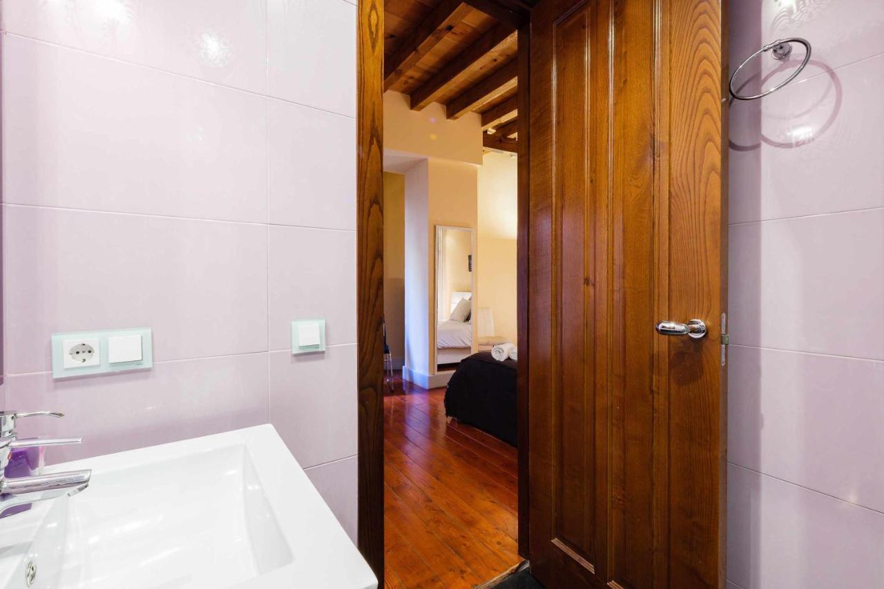 Apartamento Con Patio Junto A La Catedral By Toledo Ap Exteriör bild