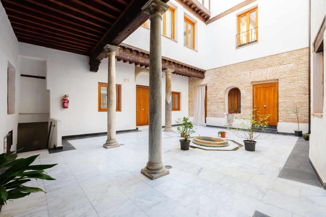 Apartamento Con Patio Junto A La Catedral By Toledo Ap Exteriör bild